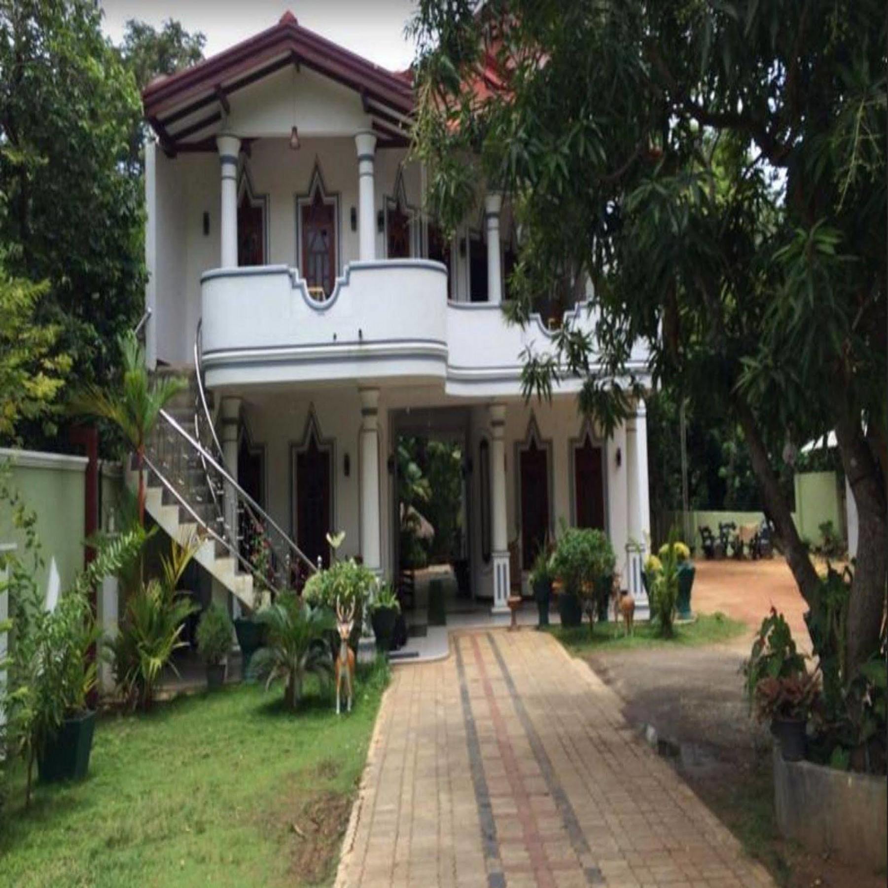 River Front Hotel